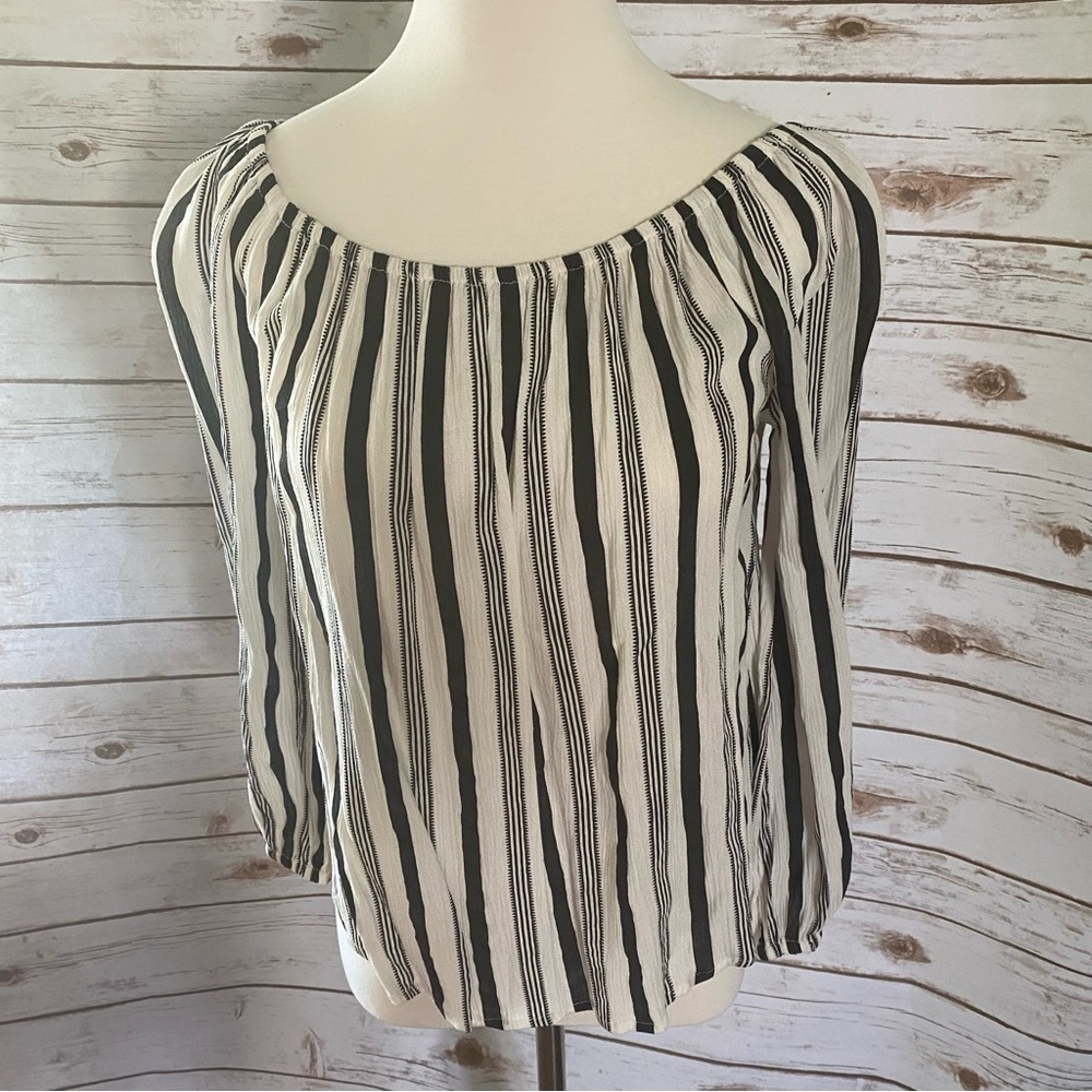 Billabong black and cream/white striped, off the shoulder blouse.  Size …